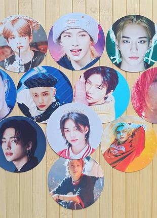 Набор стикеров хеджин стрей кидс hyunjin stray kids 10 шт 5,6 см 6533