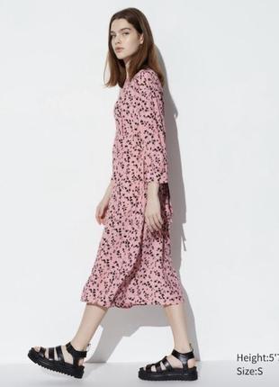 Легкое платье printed flared 3/4 sleeved dress