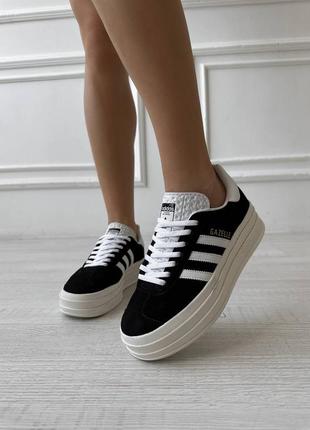 Женские кроссовки adidas jamaica hoodie women black white адидас черного с белым цветами
