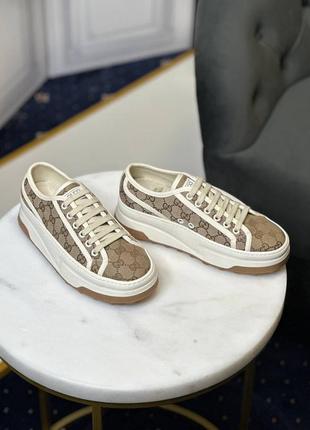 Кеды женские в стиле gucci