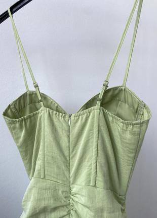 Нежное платье в корсетном стиле с драпировкой