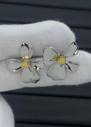 Серьги в стиле chloe