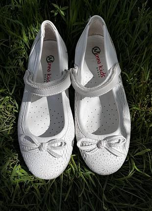 Кожаные белые туфли 30 г.