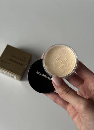Розсипчаста фіксуюча прозора пудра hourglass limited edition veil translucent setting powder ornament
