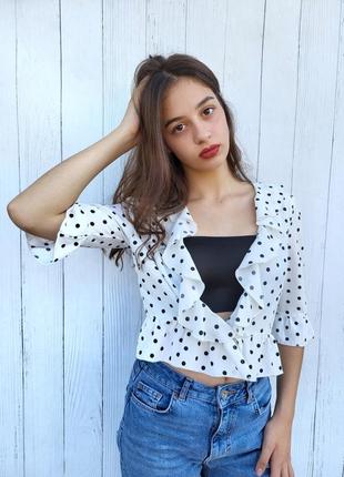 Топ-накидка укороченная в горошек boohoo белая