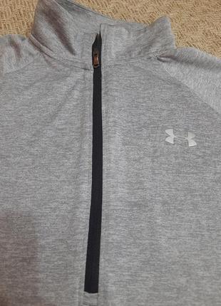 Стильний сірий  лонгслів under armour s ,реглан з короткою блискавкою і комірцем стійкою