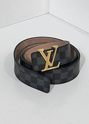 Пояс в стилі louis vuitton.