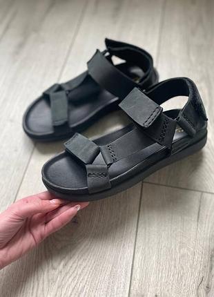 Сандалі шкіряні оригінал clarks sunder range рр.40,45