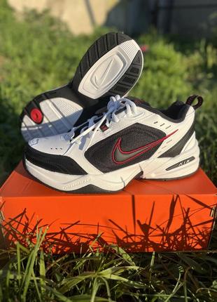 Nike men’s air Leona