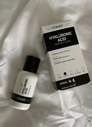 The inkey list hyaluronic acid - зволожуюча сироватка з 2% гіалуронової кислоти