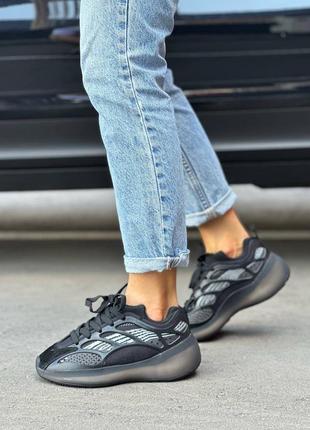 Кросівки жіночі/підліткові stilli yeezy 700 чорні