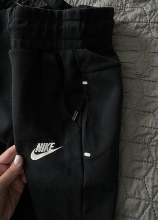 Nike tech fleece жіночий спортивний костюм