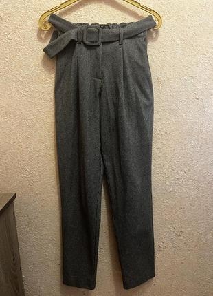 Брюки класичні