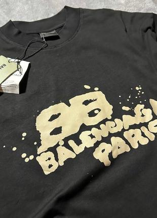 Футболка balenciaga paris liberty