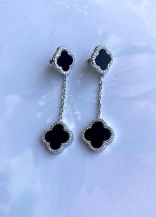 Серебряные серьги пуссеты с натуральными камнями «клевер»