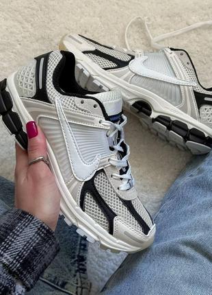 Кроси кросовки кроссовки кроси кросівки the nike zoom vomero 5 beige/white кроссовкі найк зум вомеро 5 бежеіф