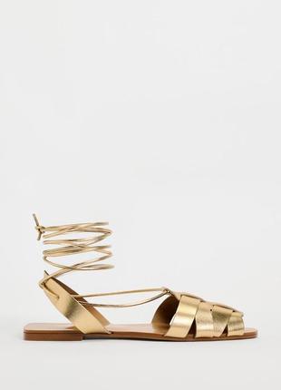 Кожаные сандалии с ремешками, размер 36