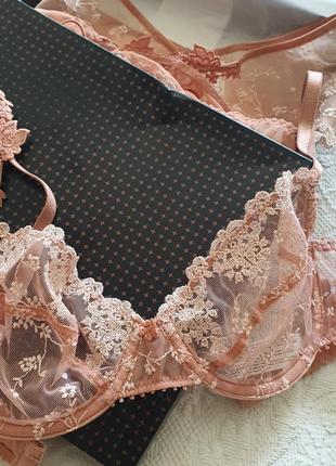 Изысканный комплект белья passionata – новый, три предмета 75 b, 36, s