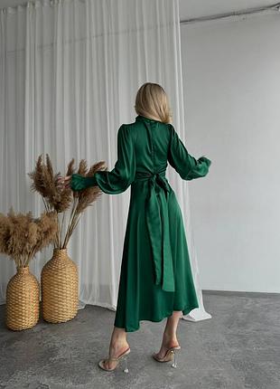 Елегантна вечірня шовкова сукня міді