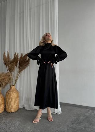 Елегантна вечірня шовкова сукня міді