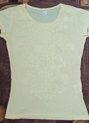 Гарна жіноча футболка geso розмір м, наш 44 - 46 розмір