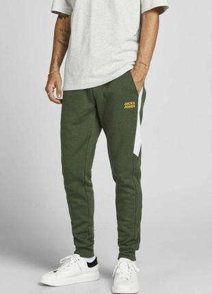 Брюки спортивные /джоггеры xl jack & jones2 фото