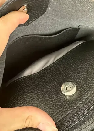 Женская мини сумочка на плечо экокожа черная, качественная классическая маленькая сумка для девочек7 фото