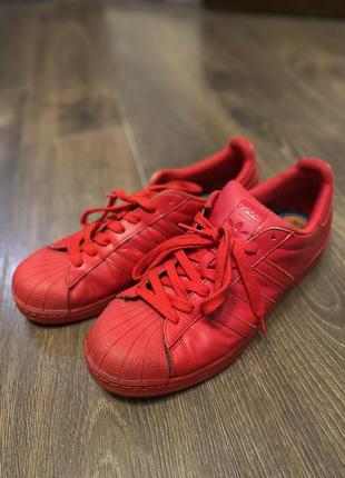 Кросівки adidas superstar pharrell williams червоні