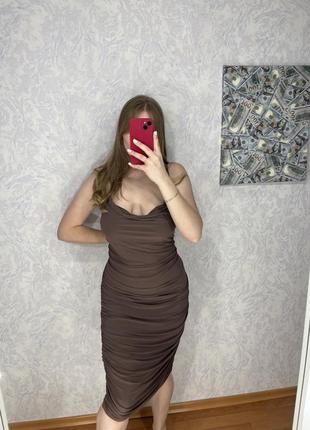 Сексуальное платье миди с драпировкой6 фото