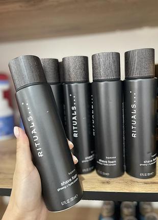 Нова піна для бриття rituals