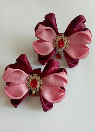 Стильні шкільні бантики