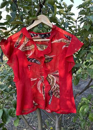 Летняя блуза с рюшами