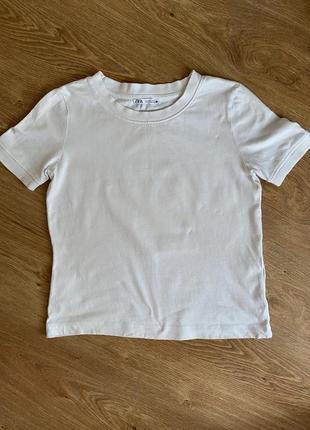 Белая футболка zara