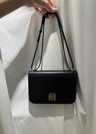 Сумка кожаная брендовая loewe