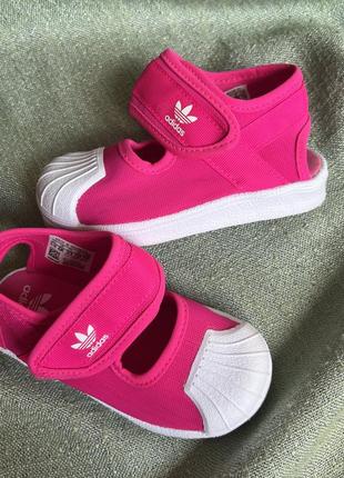 Босоножки adidas оригинал р.25