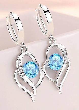 Серебряные серьги-подвески женские / сережки классические / камень цирконий / проба 925 / капля