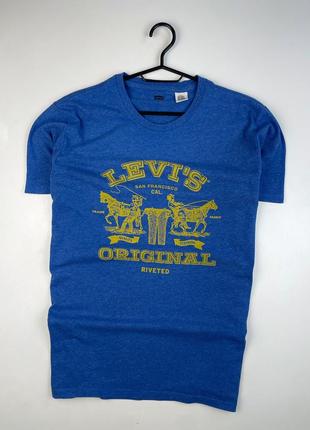 Футболка levis