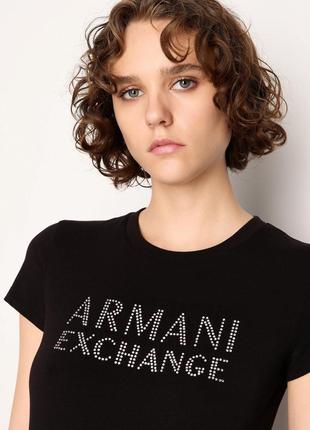 Женская футболка armani exchange со стразами4 фото