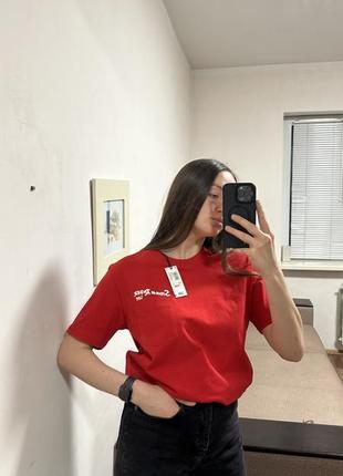 Нова котонова футболка lee