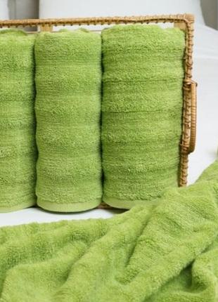 Полотенца лицевые и банные махровые