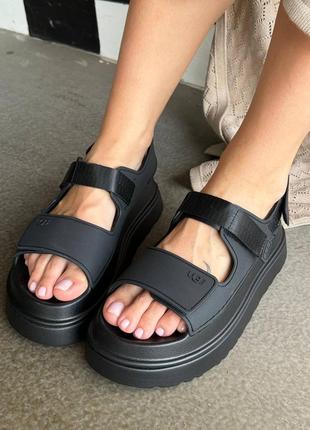 Крутезные сандалии ugg goldenglow sandals black