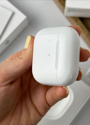 Навушники apple airpods 1 2 3 pro 2gen4 фото