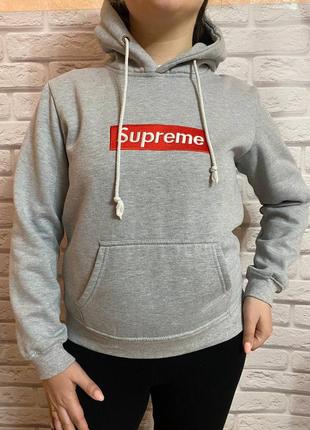 Отличная серая худи от supreme