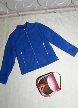 Бомбер .колір електрик .штучна замша.тканина.1 фото