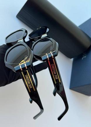 Очки в стиле christian dior