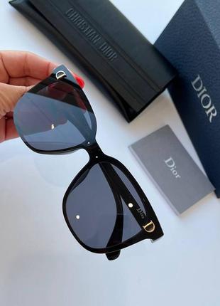 Очки в стиле christian dior