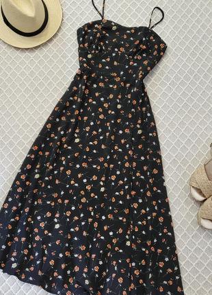 Легкое миди платье сарафан с кокеткой на талии3 фото