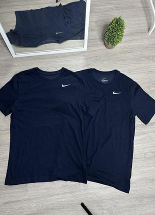 Футболка nike tee