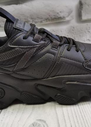 Женские кроссовки baas кожаные черные