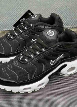 Жіночі підліткові кросівки демісезонні nike tn текстильні чорні з білою підошвою р 36-41